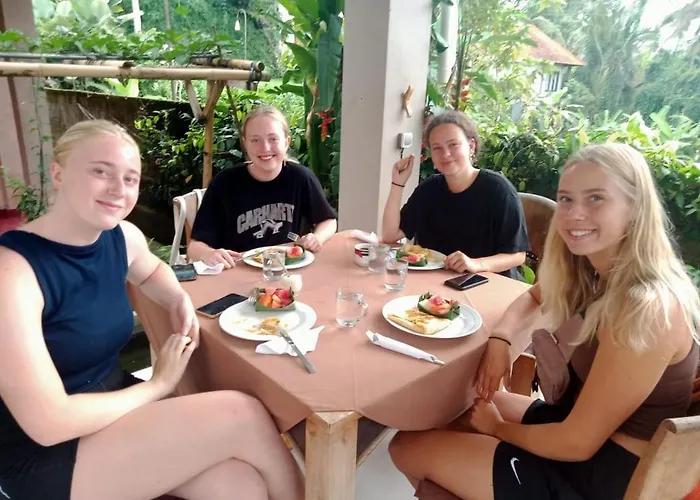Quarto em Acomodações Particulares Ayu Bisma Ubud