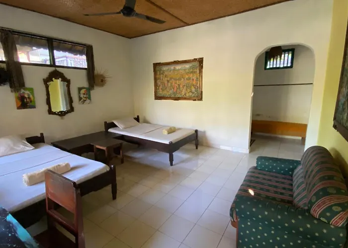 Ayu Bisma Quarto em Acomodações Particulares *